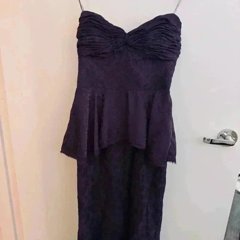 Flor et. al Ashley Strapless Heart Lace Peplum Midi Dress - Picture 4 of 9